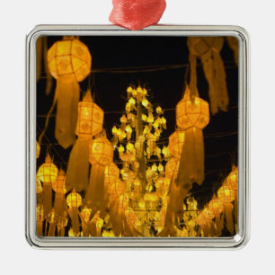 Lanterns für Loi Krathong Festival. Silbernes Ornament