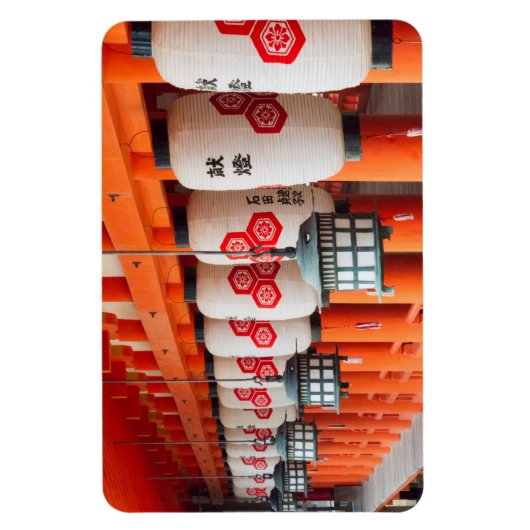 Lanterns im Itsukushima-Schrein Magnet (Vertikal)