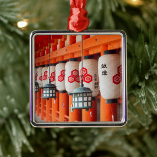 Lanterns im Itsukushima-Schrein Ornament Aus Metall