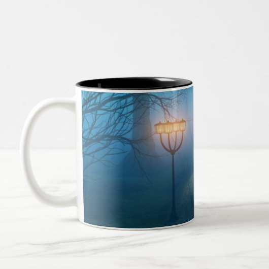 Lanterns in der NebelTasse Zweifarbige Tasse (Links)
