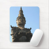 Lao Giant Guardian .. Buddha Park, Vientiane, Laos Mousepad (Mit Mouse)