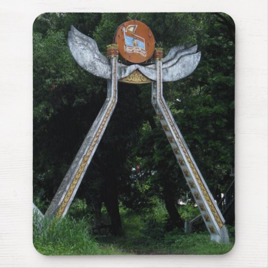 Laotian Gate Mousepad (Vorne)