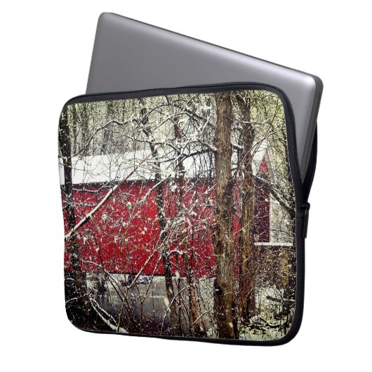 Laptop-Ärmel mit schneebedeckter Brücke Laptopschutzhülle (Vorderseite Links)