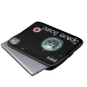 Laptop Case von James Michael Miller (Vorne Knopf)