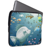 Laptop Cover Design – Elegant Hand Wearing Latest (Vorne Rechts)