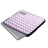Laptop lila Ombre Zickzack individueller Name Laptopschutzhülle (Vorne Knopf)