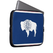 Laptop-Sieb mit der Flagge des Wyoming-Staates Laptopschutzhülle (Vorne Rechts)