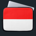 Laptop-Sieb mit Flagge Indonesiens Laptopschutzhülle<br><div class="desc">Fügen Sie Ihrem Tech-Accessoire eine Touch indonesischen Stolzes hinzu mit diesem schlanken Laptop-Ärmel mit der Flagge Indonesiens! Der Laptop-Ärmel ist für den stilvollen Schutz Ihres Laptops konzipiert und ist nicht nur ein funktioneller Gegenstand, sondern auch eine lebendige Darstellung des indonesischen Nationalstolzes. Das kühne Design der Flagge auf der Außenseite sorgt...</div>