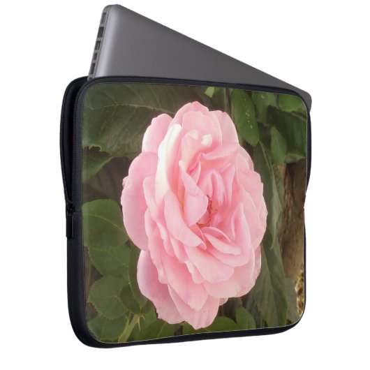 LAPTOP SLEEVE  (Vorne Rechts)