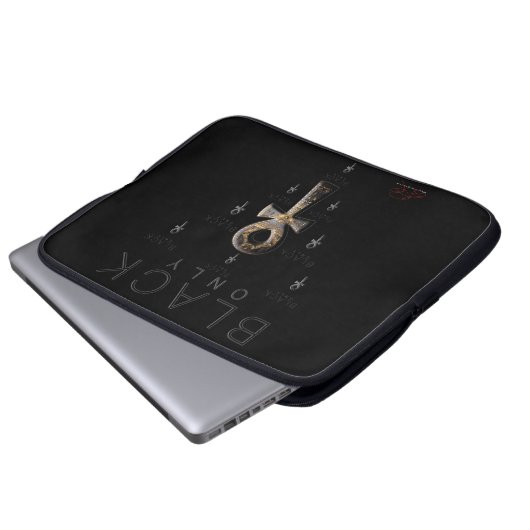 Laptop Sleeve (Vorne Knopf)