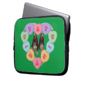 Laptop Sleeve Candy Liebe Herzen mit iPhone Assets (Vorderseite Links)