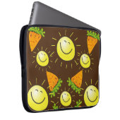 Laptop Sleeve Carrots Sun Brown (Vorne Rechts)