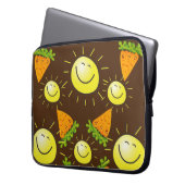 Laptop Sleeve Carrots Sun Brown (Vorderseite Links)