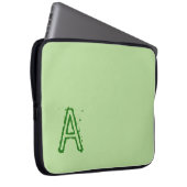Laptop Sleeve Green (Vorne Rechts)