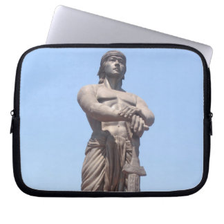 Lapu-Statue Laptopschutzhülle