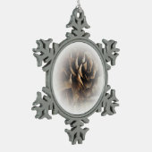 Lärchen-Kegel Schneeflocken Zinn-Ornament (Links)