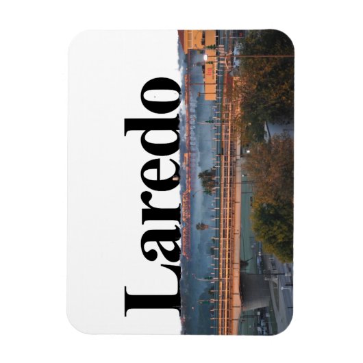 Laredo, TX Skyline mit Laredo im Sky Magnet (Vertikal)