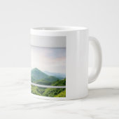 Large-Format Digital Mural Immersive Biophilic Lan Jumbo-Tasse (Vorderseite Rechts)
