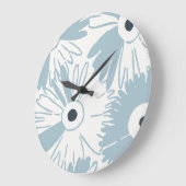 Large Retro Daisy Flower Power Dusty Sky Blue Große Wanduhr (Winkel)