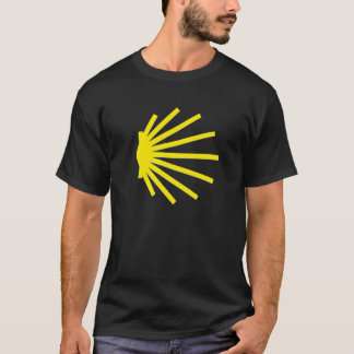 Large Scallop Shell Yellow Santiago De Compostela  T-Shirt