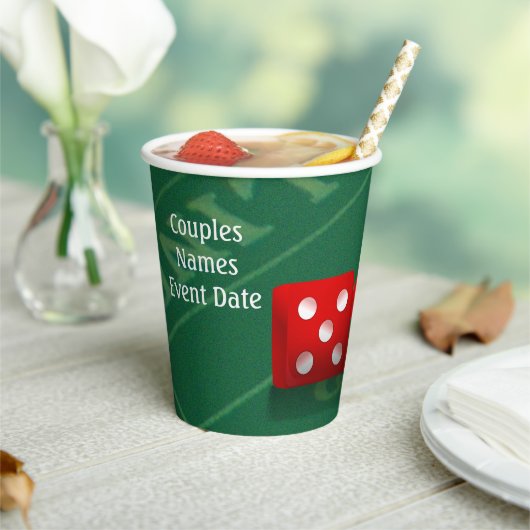 Las Vegas Red Dice Craps Table Pappbecher (In Situ)