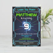Laser Tag Boy Geburtstagsparty Einladung Grün Blau (Stehend Vorderseite)