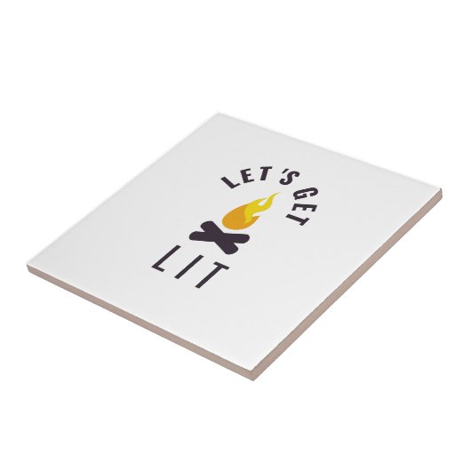 Lass beleuchtet Lagerfeuer Fliese (Seite)