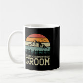 Lass das Abenteuer Begin Groom Just Married Paares Kaffeetasse (Links)