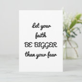 lass, dass dein Glaube größer ist als deine Angst Einladung (Stehend Vorderseite)
