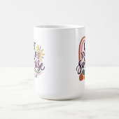 Lass dein Leben dich überraschen Moderne Boho-Tass Kaffeetasse (Mittel)