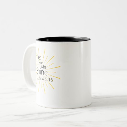 Lass Dein Lichtschlauch Matthew 5:16 Tasse (Vorderseite Links)