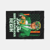 Lass der Shenanigans beginnt Trump St Patricks Day Fleecedecke (Vorderseite (Horizontal))