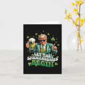 Lass der Shenanigans beginnt Trump St Patricks Day Karte (Gelbe Blume)