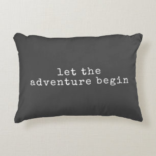 Lass des Abenteuers Begin Modernes Minimalistische Dekokissen