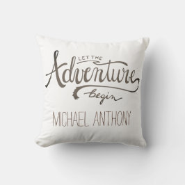 Lass des Abenteuers Wasserfarbenwald und Name Kissen