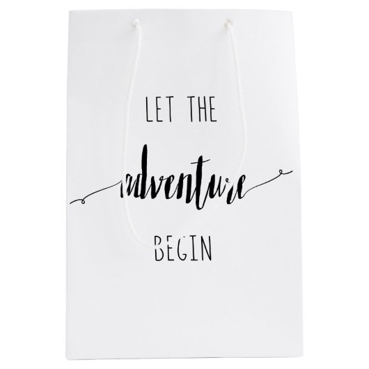 Lass des Adventure Begin Quote Mittlere Geschenktüte (Vorderseite)