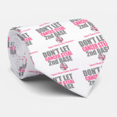 Lass des Krebssteams in der zweiten 2. Krawatte (Gerollt)