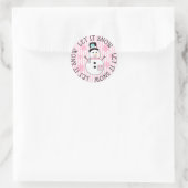 Lass es Schnee Snowman Pink Weihnachtskleber. Runder Aufkleber (Tasche)