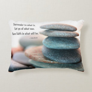 Lass Go Throw Kissen