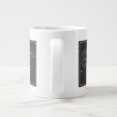 Lass hat Abenteuer Jumbo-Tasse (Rückseite)