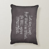 Lass ihm schlafen, wenn er Zitat wecke Dekokissen (Rückseite(Vertikal))