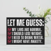 lass mir, dass meine Labradore normal sind Einladung (Stehend Vorderseite)