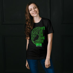 Lass nicht den Sieg am harten Tag T-Shirt
