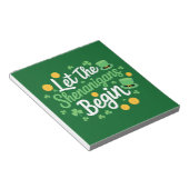 Lass The Shenanigans Begin Funny St Patrick's Day Notizblock (angewinkelt)