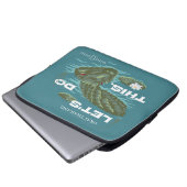 "Lass uns das machen" Alligator - der weiße Lotus Laptopschutzhülle (Vorne Knopf)