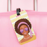 Lass uns gehen | African America Beach Beauty Trop Gepäckanhänger<br><div class="desc">Unser stilvolles und trendiges Taschenschild zeigt unser handgemaltes Retro-Design in afrikanischer amerikanischer Beachbeauty tropisches Design. "Let's Go" ist in einem stilvollen Skript-Schriftart entworfen und schön in die stilvolle Aviator-Sonnenbrille integriert. Personalisieren Sie mit Ihrem Namen, um der Halskette des Mädchens zu ähneln. Die Rückseite ist mit einem weißen und blassgelben Streifen-Hintergrund...</div>