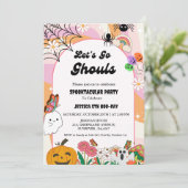 Lass uns Ghouls Halloween Retro Groovy Geburtstag  Einladung (Stehend Vorderseite)