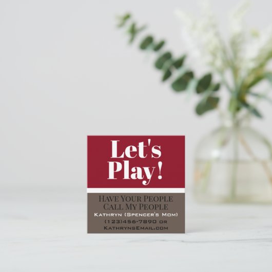 "Lass uns spielen" Kinderspiel Quadratische Visitenkarte (Stehend Vorderseite)