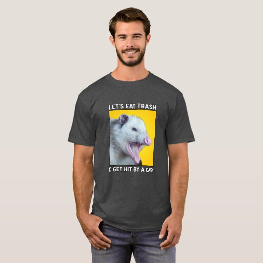 Lasse Müll essen und wird von lustigen Sprüchen ge T-Shirt (Vorne ganz)