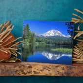 Lassen erhebt sich über dem Manzanita-See Fotoplatte (Seite)